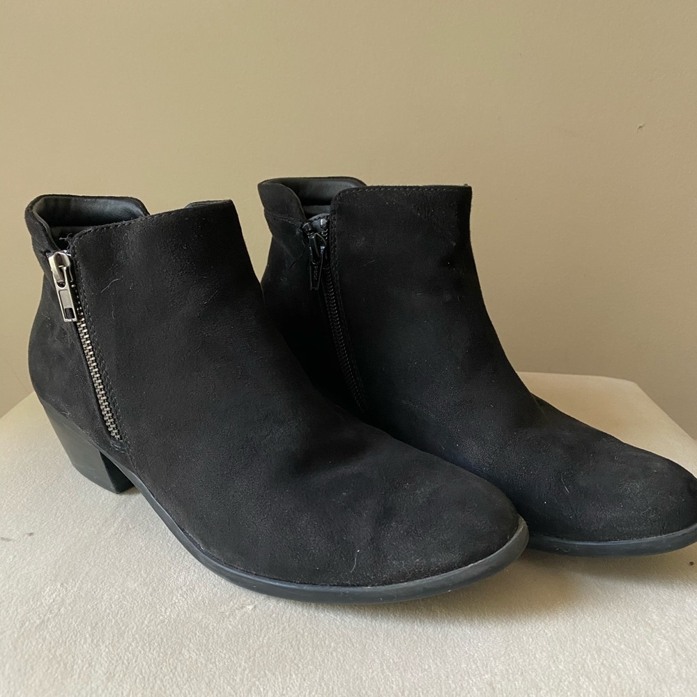 Report Bootie